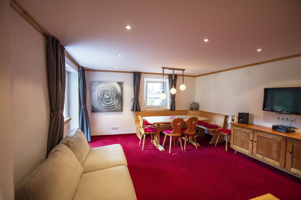 Alpenhaus Montafon By Pferd Auf Wolke Appartement